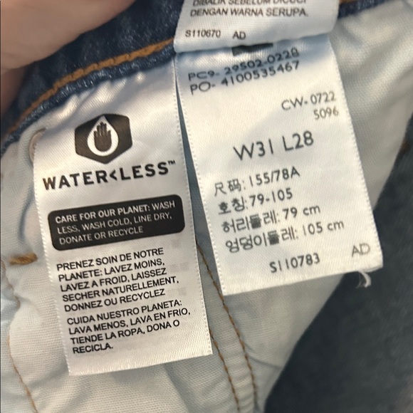 Levi's Women’s  Straight Blue Jeans - Red Tag - Picture 6 of 6